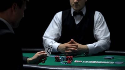  Famosas mãos de pôquer e jogos de pôquer Como eles conseguiram seus apelidos
